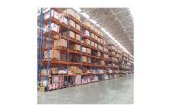 China Warehouse Selective Storage Racking Heavy Duty Industrial Pallet Racking Shelving supplier