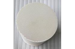 China White Honeycomb Ceramic Catalysts Carriers 51% SiO2 For Gasoline Purification supplier