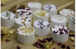 China Organic Dried Flower Aromatherapy Shower Steamers Moisturizing Skin supplier