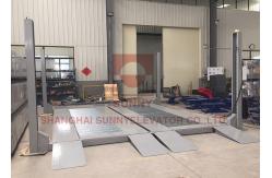 China Double Wide 4 Post Car Parking Lift 4000kg Load Hydraulic Driven Compact Design supplier