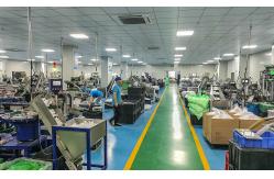 China Plastic Airless Bottle manufacturer