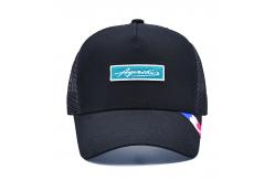 China Lightweight Men 6 Panel Trucker Cap With Woven Label supplier