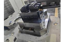 China DXQ-75100 Self Centering Vise 60Nm Quick Exchange With Customized Jaws supplier