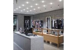 China Round Showroom Readymade Garment Rack Display Case Scarf Curtain Shiny Gold Table Rail supplier