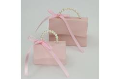 China Delicate Valentine'S Day Candy Wedding Gift Box Packaging With Handle And Ribbon supplier