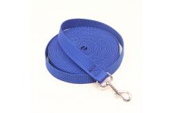 China Recall Training Retractable Pet Leash 15mm Wide 4-100ft Traction Rope supplier
