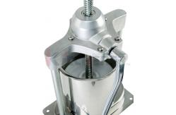 China Stainless Steel Manual Sausage Stuffer Commercial Filler Meat Maker Machine 15 Lb supplier