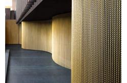 China Salon Partition Metal Mesh Drapery Composed By Double Hook Aluminum Chains supplier