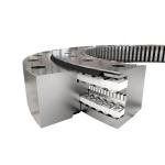 Slewing Ring Bearing And Cylindrical Roller Combined Slewing Bearing for sale