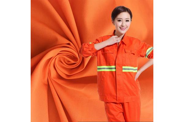 Wrinkle Resistant Solid Dyed Poly/Cotton Poplin Fabric with Abrasion Resistance