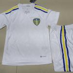 Customizable Kids Soccer Jerseys Resilient Lightweight Premium Fabric for sale
