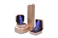 China End LED Light Plastic Jewellery Gift Box for Small Items and Package supplier