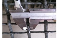 China Plain Weave Crimped Wire Mesh For Sieving Vibrating Screen High Tensile Strength supplier