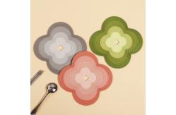 China 4 Piece Heat Insulation Silicone Countertop Protector Cushion supplier