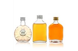 China Wine Decanter Glass Storage Bottles Electroplating Surface Transparent 40ml 50ml supplier