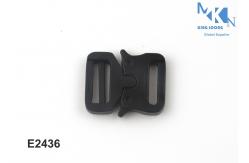 China Matte Black Metal Belt Buckle With Polish And Electroplating Surface supplier