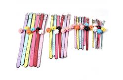 China Soft Adjustable Leather Cat Collar With Bell Metal Buckle supplier