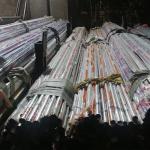 China SS Pipes Tubes Grade 304 316 321 decorated pipes Round And Square For Decoration manufacturer