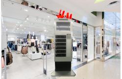 China Tabletop Self Service Mobile Cell Phone Charging Station With Credit Card Payment supplier