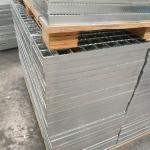Industrial Steel Grating Manufactured According to YB/T4001-2007 Standard
