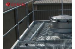 China Smooth Surface Welded Industrial Steel Grating Serrated For Drainage Cover supplier