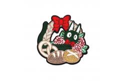 China Iron On Embroidered Patches For Hats Coverage Custom Pattern supplier