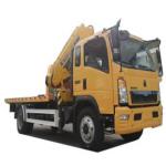 SINOTRUK 8X4  50-100 Ton 460HP Road Accident Wrecker Truck EuroII Emission Road Recovery Truck With Crane for sale