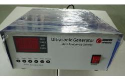 China Piezoelectric Digital Ultrasonic Generator Drive , ultrasound Power Supply with Screen supplier