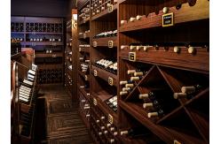 China Solid Wood Wine Storage Racks Showcase / Commercial Wine Racks Nostalgic Style supplier