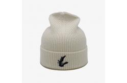 China Custom Cuff Cap Embroidery Cute  Plain  Winter Hats Knitted Warm Beanie Hats supplier