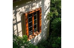 China Security Awning Style Windows Noise Reduction Aluminium Glass Windows And Doors supplier