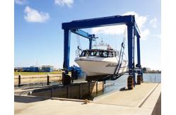 China Customized 10m Span Boat Lift Crane With Belt supplier