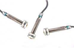 China Water Resistant PNP Proximity Switch Red LED Detect Sensor Working Status supplier