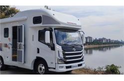 China Motorhome Camper RV Caravan Van Fiberglass With Diesel Engine Automatic Transmission supplier