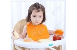 China Free BPA Washable Silicone Baby Bibs Adjustable Snaps With Pocket supplier