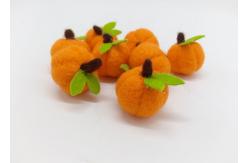 China 4cm Halloween Pumpkin Wool Felt Balls Creating Halloween Atmosphere supplier