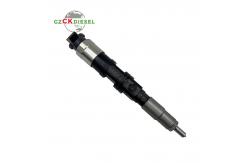 China Common Rail Fuel Injector DZ107028 095000-6480 RE529149 0950006480 supplier