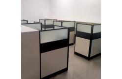 China Open Office Staff Workstations Modular Glass Screen Workstations Desk supplier