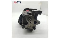 China Engine Machinery Part 6D155 Engine Oil Pump  6128-52-1013. supplier