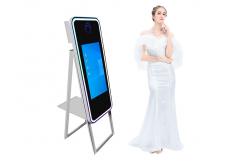 China Party Selfie Mirror Photo Booth Touch Screen Magical Mirror With Photo supplier