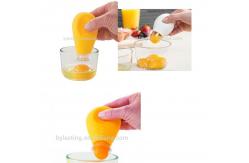 China ECO Friendly Small Kitchen Tools Egg Yolk White Separator With Silicone Handle supplier