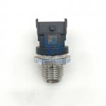 493-7526 High Pressure Common Rail Sensor 4937526 Pressure Sensor for C4.4 Engine Oil Pressure Switch for sale