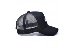 China Solid Black Mesh Trucker Hat Custom Curved Brim 5 Panel Trucker Cap supplier