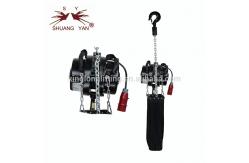 China Lightweight Portable Electric Chain Hoist 5 Pins Plug Ergonomic Design supplier