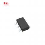 MAX4239AUT+T Low Power Audio Grade Stereo Power Amplifier Chip Package Case SOT-23-6 for sale