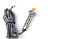 China Oil Prevention Inductive Proximity Switch NC Long Service Life Simple Operation supplier