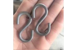China Sustainable Metal S Shape Hook Hanger Customized Polish supplier