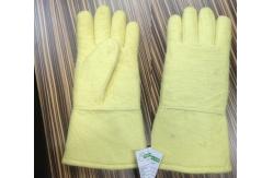 China Yellow kevlar felt 350 Degrees Fire Resistant Work Gloves 2 layers supplier