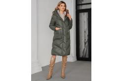 China Upgrade Your Winter Wardrobe with Fashionable Down Jacket and Polyester Filling supplier
