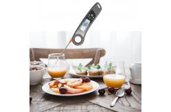 China Magnetic Digital Kitchen Cooking Thermometer IP67 Waterproof With Rotating Screen supplier